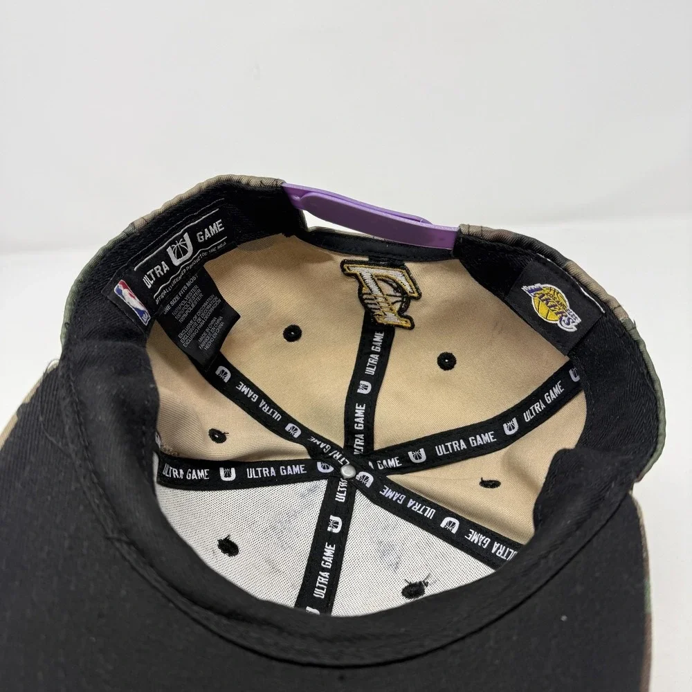 Los Angeles Lakers Hat Cap Snap Back One Size Camo NBA Basketball Ultra Game